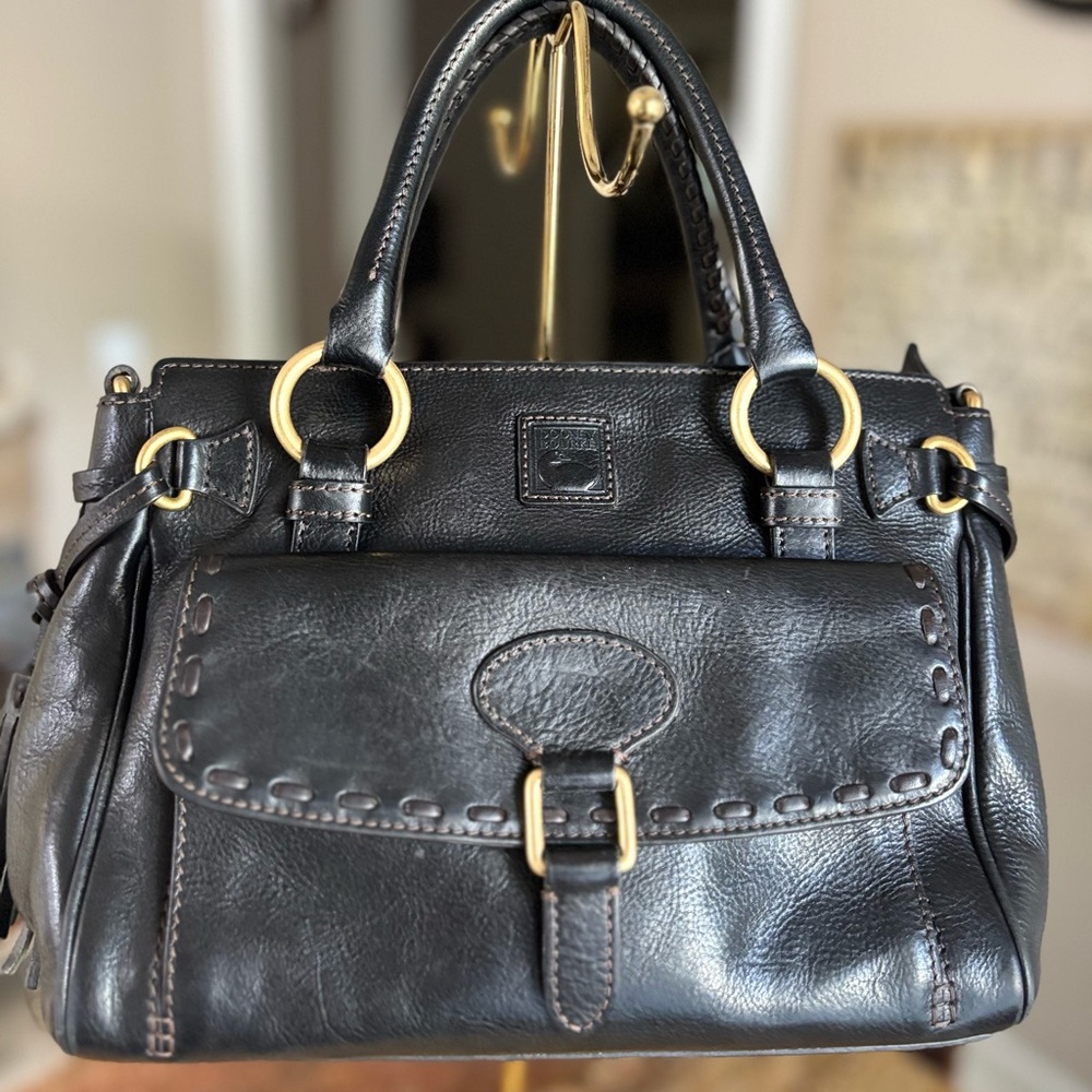 Dooney & Bourke Vintage EUC Black Florentine Leather Satchel- Tassels